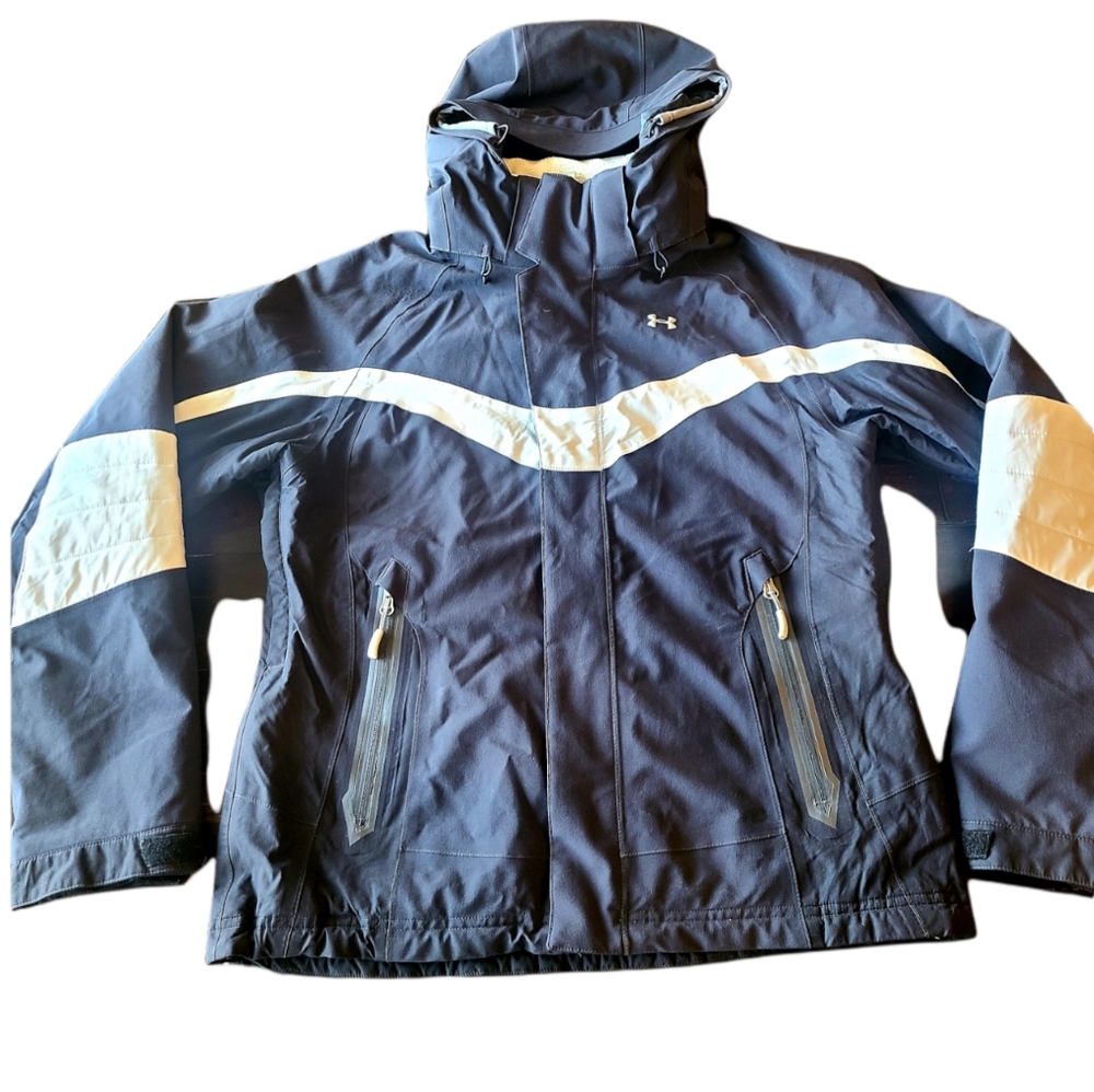 Under Armour black and white snowboarding coat with removable hood size M
